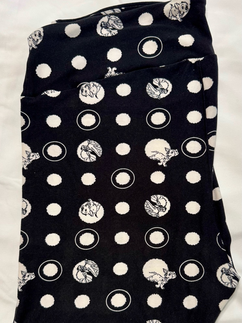 LuLaRoe Disney TC Leggings Black White Rare Collector Print